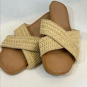 Old Navy Raffia Woven Slide Sandals 8